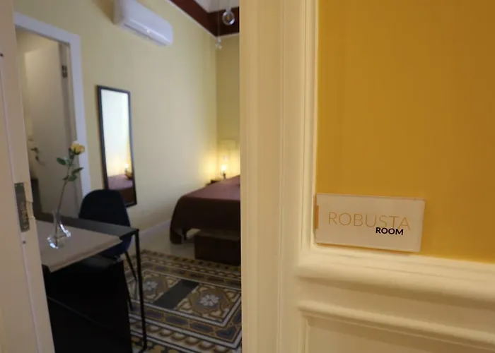 Aroma - Neapolitan Vendégház Nápoly