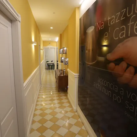 Aroma - Neapolitan Πανσιόν