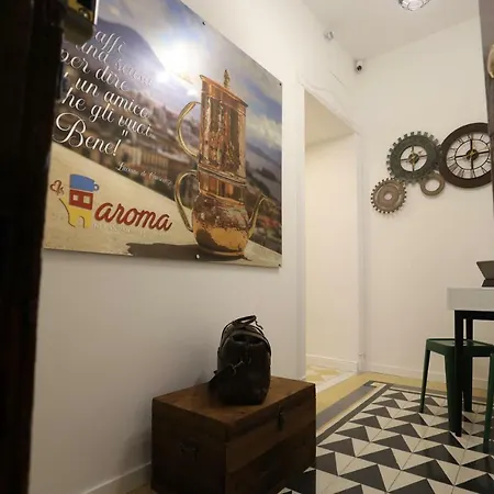 Aroma - Neapolitan Πανσιόν 4*
